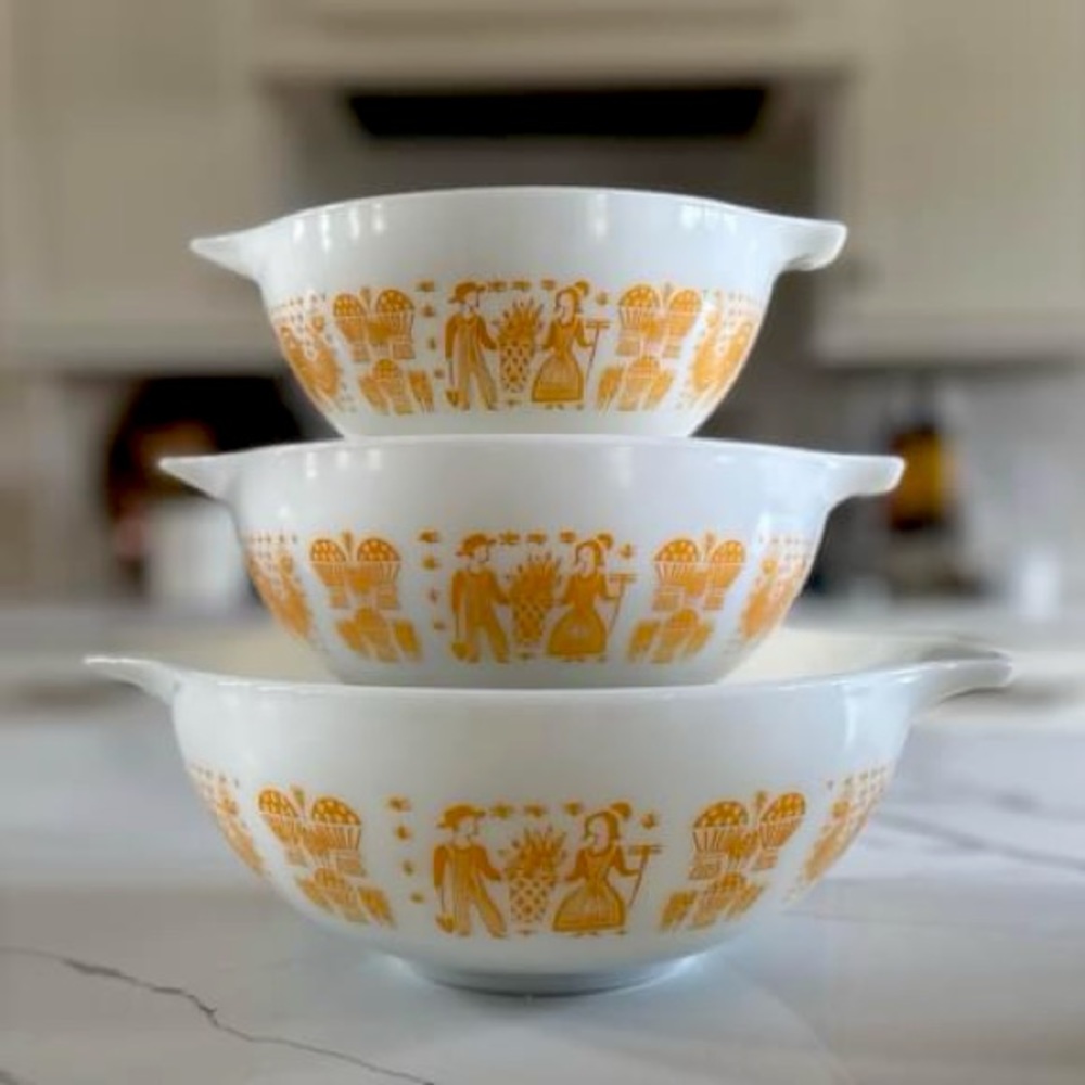 🧡 Pyrex Butterprint Pumpkin Cinderella Bowls 🧡